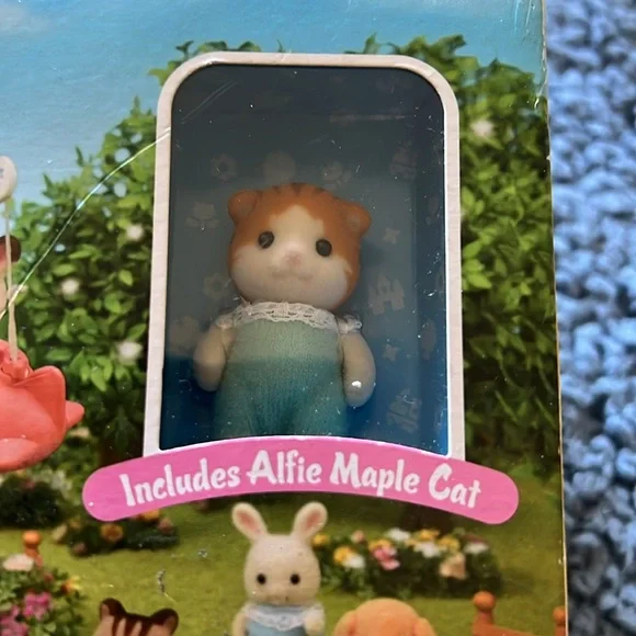 Calico Critters - Picture 2 of 4